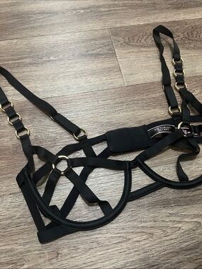Victoria’s Secret Very Sexy Strappy Black Unlined Bra w/Gold Ring  Size L